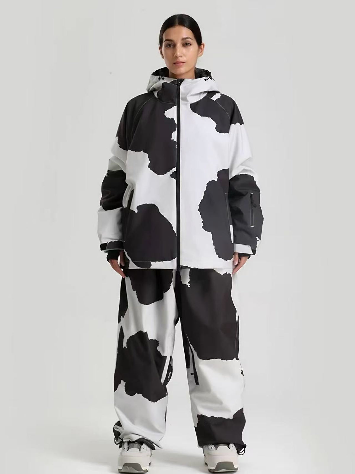 Sleek Oversized Snow Suit - Women's | Gsou Snow