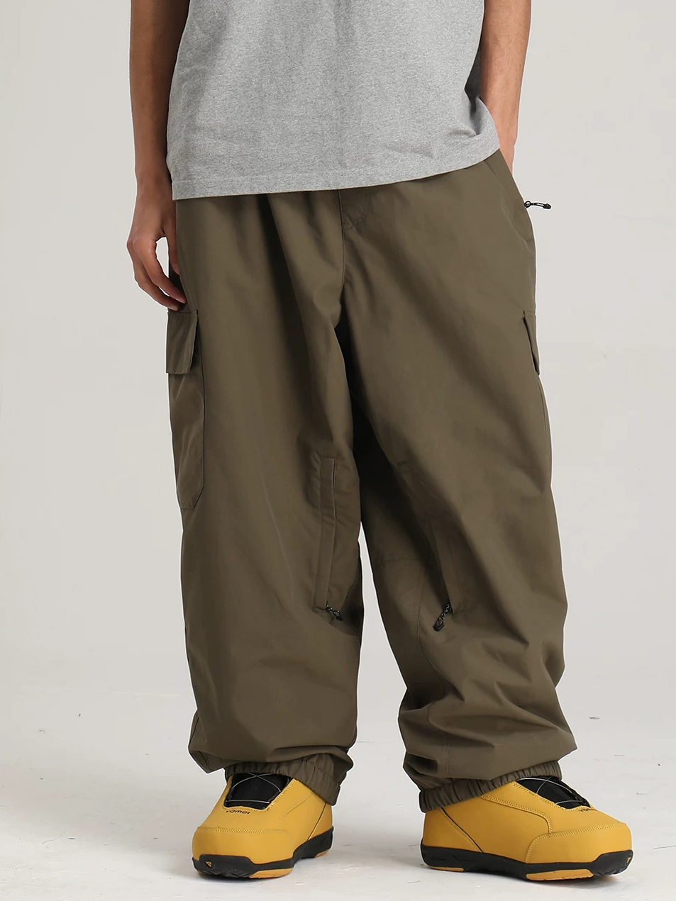 Sleek Sport Utility Hidden Cargo Pockets Baggy Snow Pants – Unisex | Gsou Snow