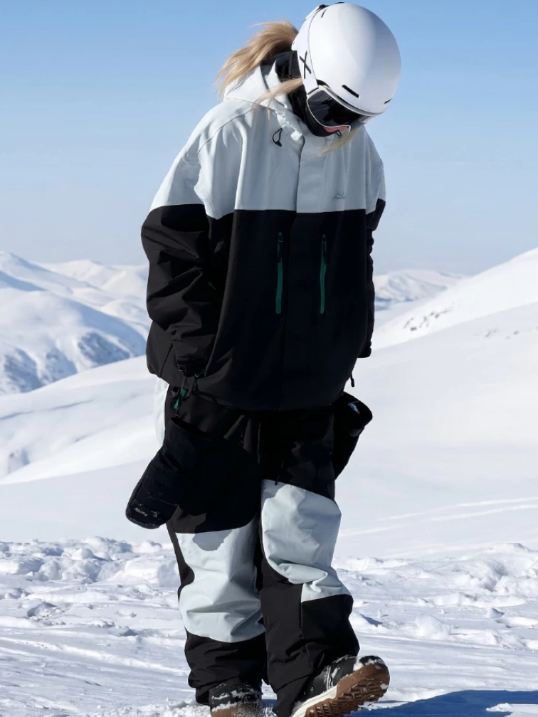 2L Arctic Riot Snow Jacket - Unisex | NowInSnow