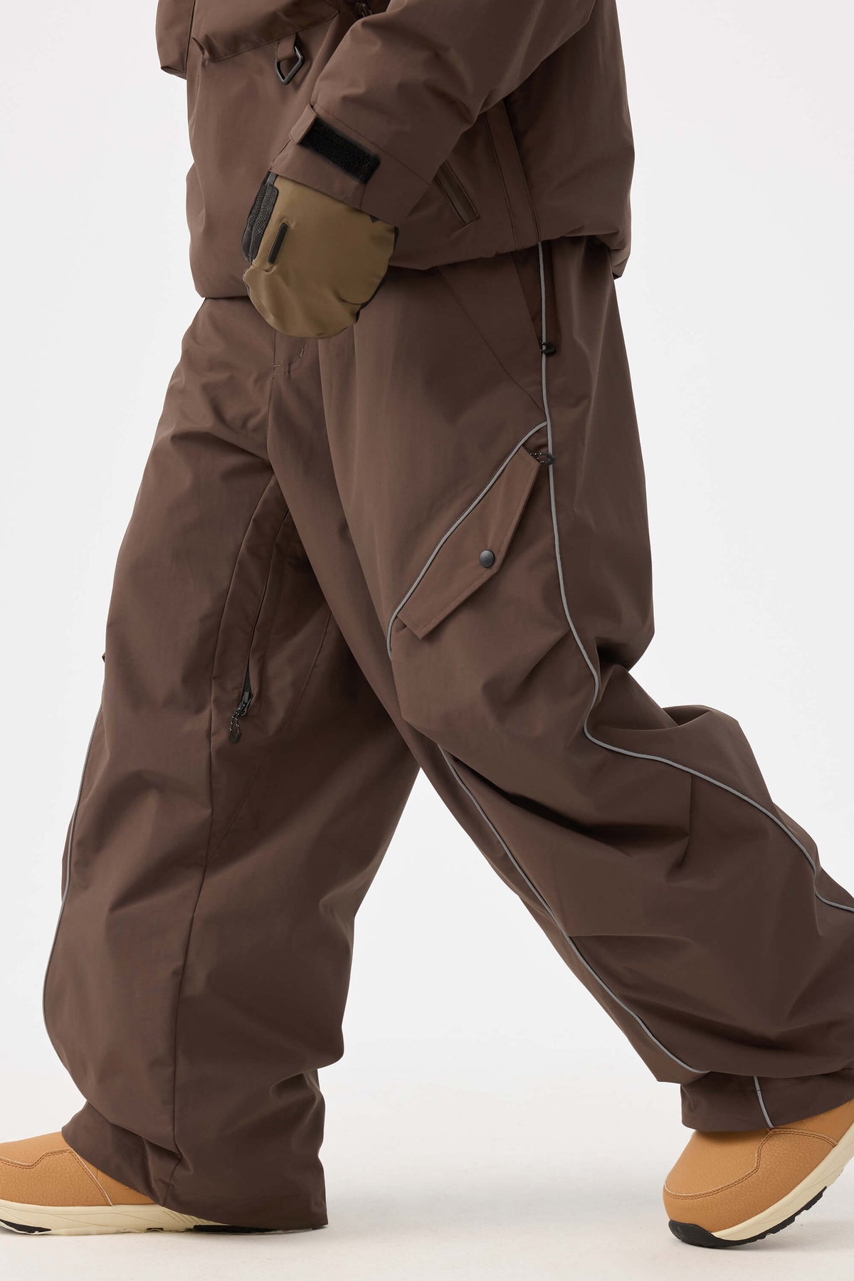Retro Track Reflective Piping Baggy Snow Pants – Unisex | Gsou Snow