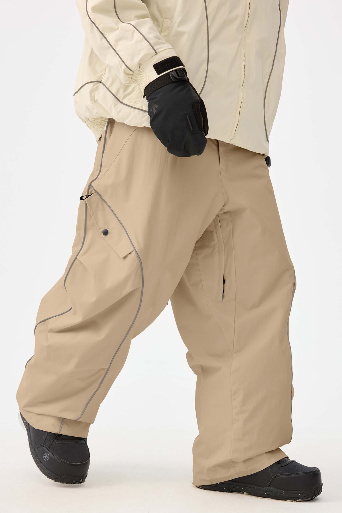 Retro Track Reflective Piping Baggy Snow Pants – Unisex | Gsou Snow