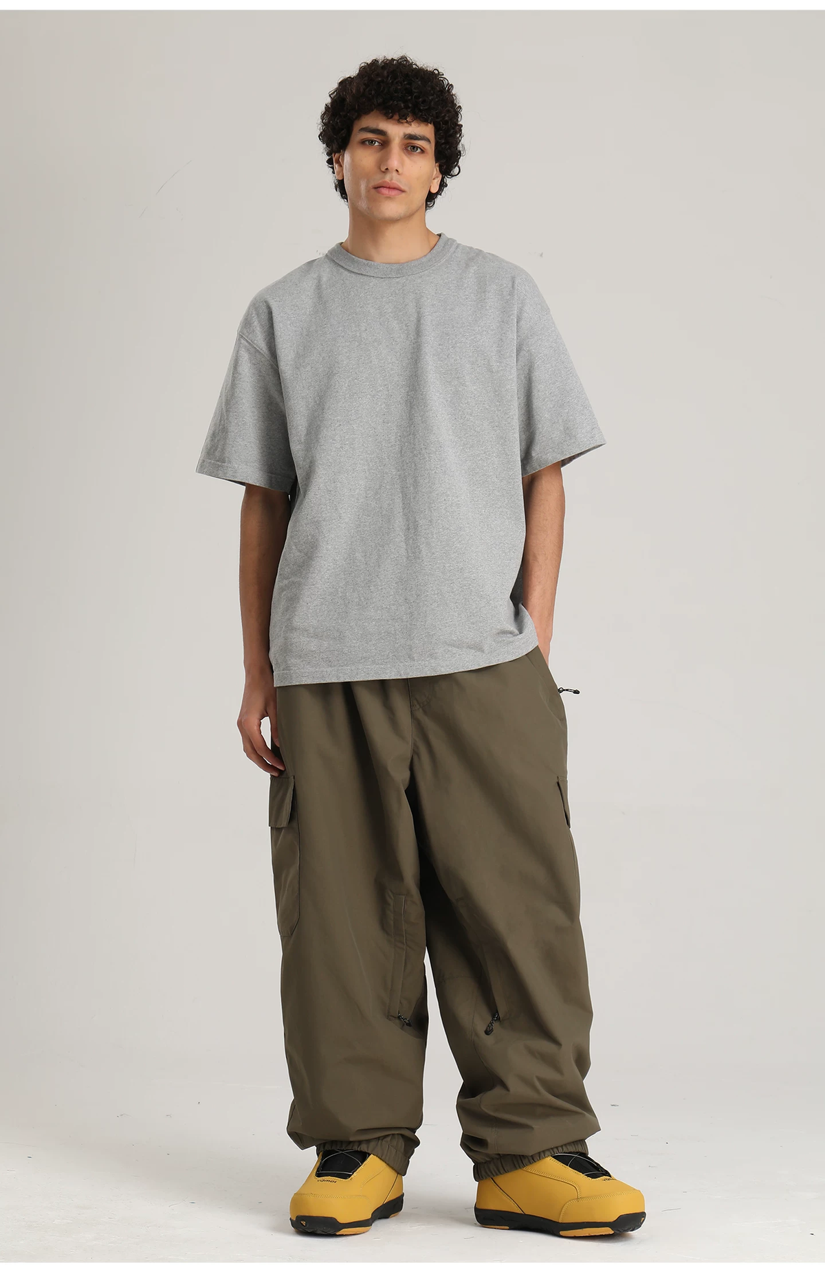 Sleek Sport Utility Hidden Cargo Pockets Baggy Snow Pants – Unisex | Gsou Snow