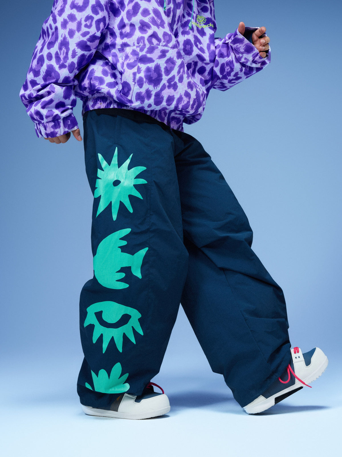 Totem Spirit Z-Fit Baggy Snow Pants - Unisex  | OddyEddy